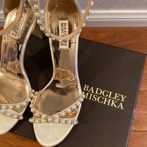 Badgley Mischka size 41 worn once heels